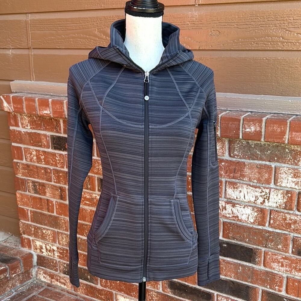 Athleta Striped Strength Hoodie Gray Full Zip Jacket Women's Size Small EUC